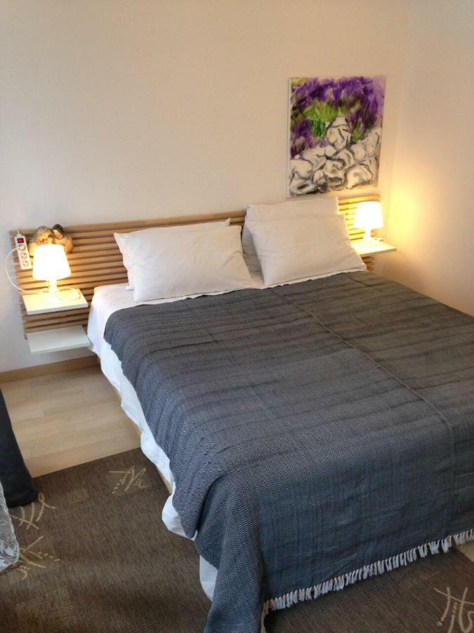 Apartments Kremenic Cres Bagian luar foto